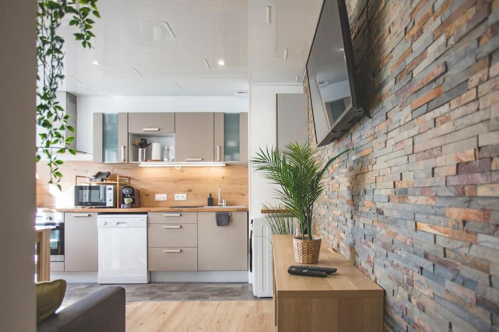 Bel Appartement Lumineux Proche Du Centre-Ville Douai Exteriér fotografie